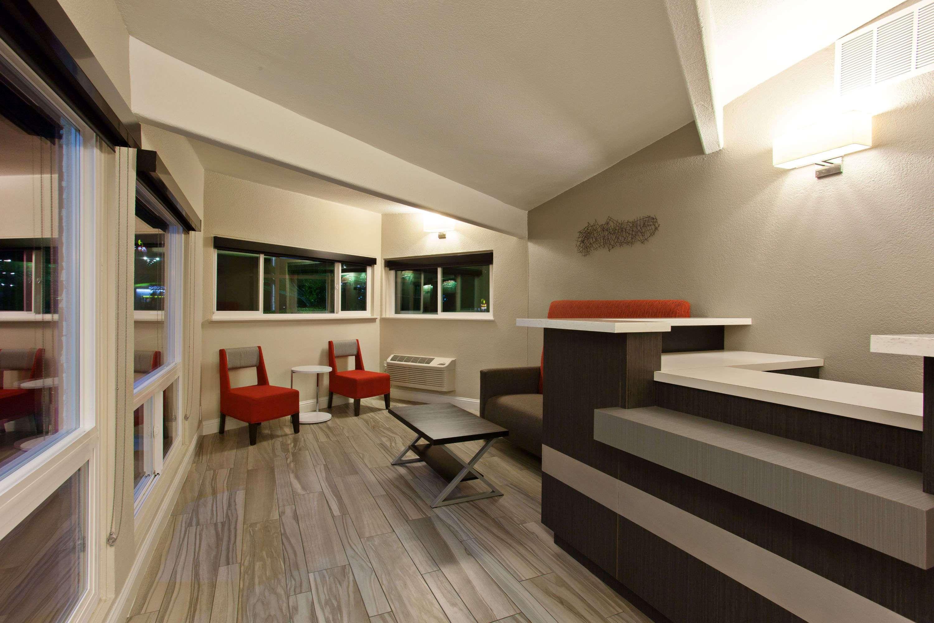 Days Inn By Wyndham Chowchilla Gateway To Yosemite Exterior photo