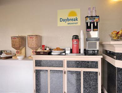 Days Inn By Wyndham Chowchilla Gateway To Yosemite Restaurant photo